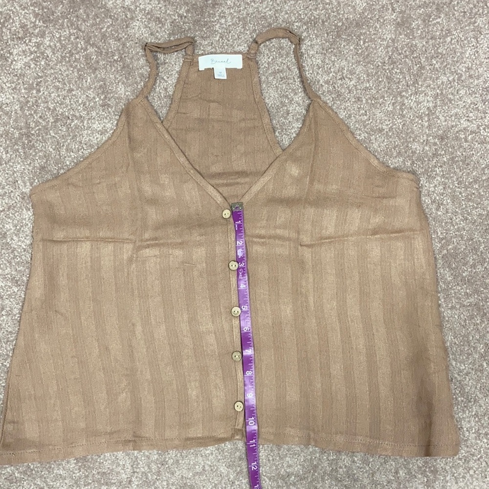 Nwot Becaal medium light brown adjustable straps